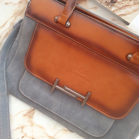 Hemazhuofan used one time bag purse - Picture 2 of 3